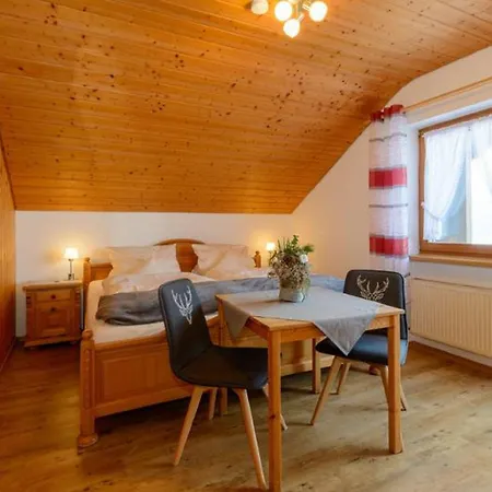 Almerhof - Waldferienhof Almer Farm stay *