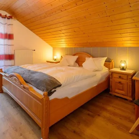 Farm stay Almerhof - Waldferienhof Almer Zwiesel